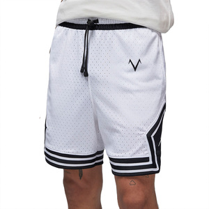 Pantalones cortos personalizados de último diseño para hombre, ropa informal al por mayor, pantalones cortos ligeros para hombre, pantalones cortos hechos en Pakistán - Product Image 1