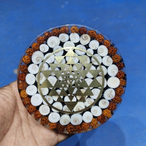 Orgone Gomti Chakra Rudraksha Sous-verre rond Orgone Energy Crystal Plate Agate Coaster For Drinking Stand All Day Using - Product Image 3