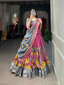 Lehenga Choli Tradicional de Diseño en Algodón y Seda con Borde Tejido Zari, Modelo Elegante para Fiestas, Damas de Honor y Bodas - Product Image 2