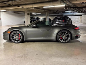 รถยนต์ Porsche <span class=keywords><strong>911</strong></span> <span class=keywords><strong>Carrera</strong></span> <span class=keywords><strong>GTS</strong></span> Cabriolet 2D ปี <span class=keywords><strong>2022</strong></span> สภาพดี ใช้งานน้อย พร้อมส่ง - Product Image 3