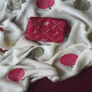 VASTRA COTTAGE Pure <b>Satin</b> Georgette Saree with Motif Embroidery All Over Beautiful Lace Border and Contrast Bandhani <b>Blouse</b> - Product Image 4