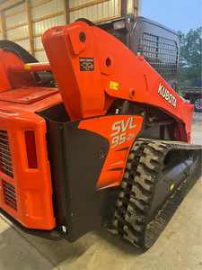 Chargeur compact Kubota 97-2, chargeur frontal, chargeur de tracteur, pompe hydraulique KYB, 15,7-75 kW - Product Image 4