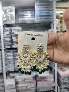 Boucles d'oreilles indiennes en vente chaude, plaquées or antique, avec zircon, bijoux pour femmes, boucles d'oreilles, bijoux pour femmes - Product Image 2