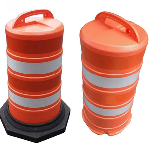 Tambour de sécurité routière en gros de 1100mm de l'usine pakistanaise Cône de signalisation à base de caoutchouc réfléchissant en plastique - Product Image 5