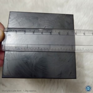 Cubo de shungita natural de primera calidad de 79mm al por mayor, piedras preciosas de ágata natural talladas, estilo amor, artesanías de piedra semipreciosa para el hogar - Product Image 4