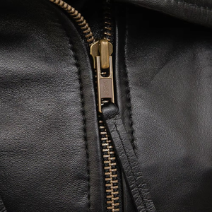 แจ็คเก็ตหนังผู้หญิงแฟชั่นใหม่ สวมใส่สบาย ทรงยาว สำหรับสตรีทแวร์ ปี 2025 สีพื้น เรียบง่าย สไตล์ลำลอง - Product Image 5