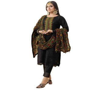 ชุดสนามหญ้า3ชิ้นผ้าคอตตอนแท้ของปากีสถานแผ่นแปะ chikankari ทำงานโดย Mi creation shahkar สำหรับปาร์ตี้สวมใส่สำหรับอินเดีย - Product Image 1