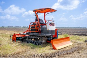 รถแทรกเตอร์ตีนตะขาบดีเซลเทอร์โบ 80 แรงม้า รุ่น HG-80VN สำหรับงานหนัก เหมาะสำหรับการเกษตรในนาข้าวและการปรับระดับพื้นดิน - Product Image 2