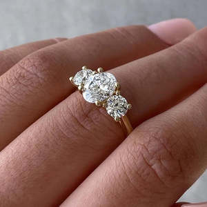 Anillo de Compromiso con Diamante Ovalado Cultivado en Laboratorio, Certificado IGI, 2.10 Quilates, en Oro Blanco VS, Certificado EF - Product Image 1