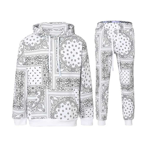 Conjunto Deportivo de 2 Piezas para Hombre, Sudadera con Capucha y Pantalones Deportivos de Poliéster, Estilo Holgado, Marca Backwoods, con Logotipo Personalizado - Product Image 5