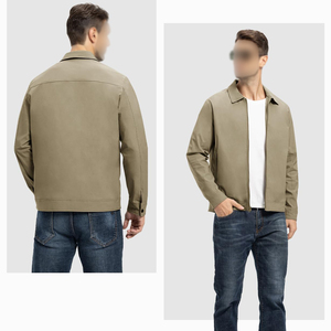 Chaqueta Cortavientos con Cuello Alto Impermeable y Tejido con Protección UV en Estilo Clásico, Chaqueta Transpirable de Corte Regular para Hombre - Product Image 4