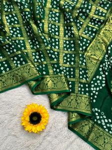 ร้านขายผ้าส่าหรีขายส่งในมุมไบสำหรับเทศกาลรากี รุ่นพิเศษ บันดาห์นี - Product Image 3