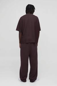 T-shirt poids lourd surdimensionné pour hommes Logo personnalisé fabriqué au Pakistan Épaule tombante Style Boxy Cou étendu Tissu tricoté à séchage rapide - Product Image 2