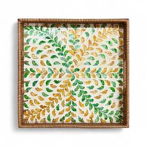 ถาดตกแต่งทำมือจากหวายโบฮีเมียน ประดับเปลือกหอยมุกธรรมชาติ งานฝีมือ ยืดหยุ่นได้ เป็นมิตรกับสิ่งแวดล้อม เหมาะสำหรับใช้บนโต๊ะที่บ้าน ผลิตในเวียดนาม - Product Image 2