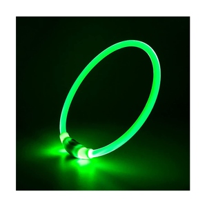 Collier pour chien LED rechargeable par USB, libération rapide, flash élégant, matériau PU imperméable, laisse de sécurité à dégagement rapide pour chats, style luxueux - Product Image 5