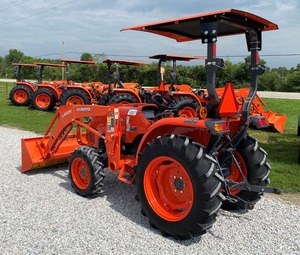 2023 pour tracteurs KUBOTA BX2680 4WD vente chaude avec composants de boîte de vitesses de pompe à moteur à noyau - Product Image 6