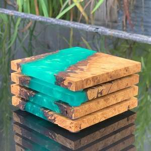 Posavasos de lujo personalizados para bebidas, posavasos de madera de resina epoxi de madera de nogal de resina perfecta para decoración del hogar, posavasos promocional - Product Image 5