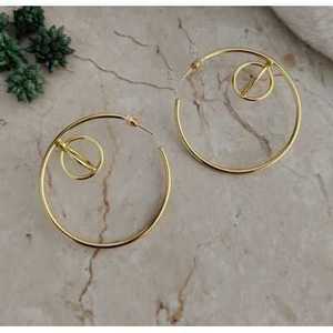 Pendientes de Aro Chapados en Oro con Diseño de Corazón de Perla y Diamante - Product Image 2