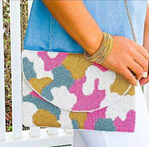 Camelia para Pink Camo Seed Beaded Chain-Clutch Crossbody Bolso de noche de moda - Product Image 1