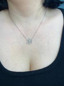 สร้อยคอเกล็ดหิมะสีเงินสำหรับผู้หญิงจี้โรเดียมและชุบทองของขวัญที่มีเสน่ห์สำหรับเธอ - Product Image 2