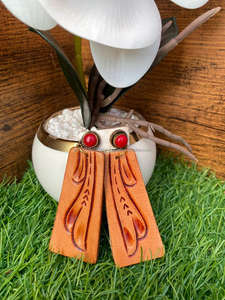 Nueva llegada estilo occidental tallado a mano pendientes de cuero mujeres lindo pendiente de lágrima de moda joyería de moda de cuero - Product Image 2