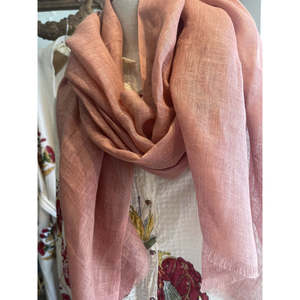 Bufanda de Lino con Logotipo Personalizado para Niños, Color Rosa Empolvado, Estampada, Larga, Jacquard, para la Temporada de Invierno - Product Image 3