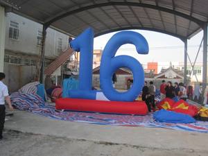 Ballon gonflable bleu de 16 pouces pour événements publicitaires, méthode de gonflage par pompe à air électrique - Product Image 2