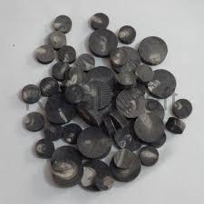 Boutons en corne de buffle faits à la main pour vêtements traditionnels et ethniques Boutons en corne foncée de luxe pour manteaux et vêtements d'extérieur de créateurs - Product Image 5