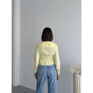 Blusa para Mujer con Detalle de Cuello Intrincado y Diseño Fruncido - Product Image 4