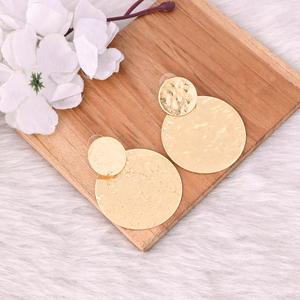 ต่างหูแบบติดหูทองเหลืองชุบทองสำหรับผู้หญิง งานแฮนด์เมด ดีไซน์เนอร์ คุณภาพสูง ต่างหูแบบเรียบ ชุบทองเหลือง ขายส่งจากผู้ผลิต - Product Image 5