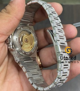 Elegante reloj cuadrado de Hip Hop de acero inoxidable con corte redondo brillante Vvs Clarity Moissanite Diamond para cualquier ocasión - Product Image 4