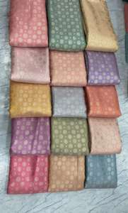 Tissu de brocart de haute qualité pour robe de mode de luxe et rembourrage de mariage couleurs vibrantes personnalisé en gros 100% soie - Product Image 6