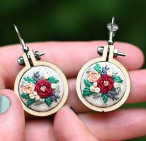 Hermosos pendientes de hoja de pavo real personalizados con múltiples cuentas, joyería festiva para mujer al mejor precio, pendientes con cuentas. - Product Image 2