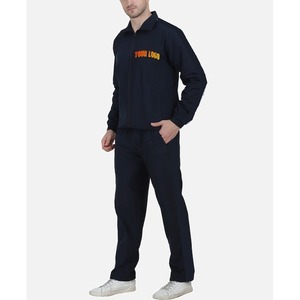 Ensemble de survêtement deux pièces pour homme en polyester uni, personnalisable, avec veste zippée oversize et pantalon de jogging respirant - Product Image 4