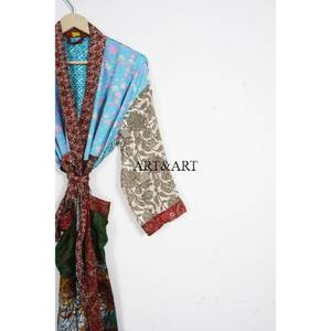 Handmade 100% Silk Elegant Kimono Robe for Women Bohemian Floral Pattern Casual Morning Shrug for Bridesmaids - Product Image 3