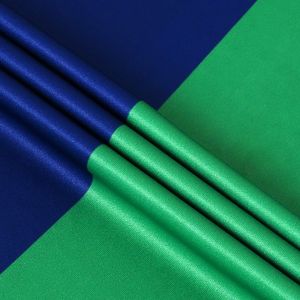 ชุดฟุตบอลสำหรับผู้ชายพร้อมพิมพ์ชื่อและโลโก้ตามสั่งโดยใช้การระเหิดบนผ้าโพลีเอสเตอร์คุณภาพสูง - Product Image 4