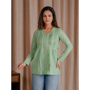 Top Corto de Algodón Butti Verde Pastel Estilo Básico con Cuello Halter y Lazo, Transpirable, Tejido, con Botones y Plumas, para Uso Diario - Product Image 3