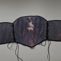 Corsé Alphatek de satén con encaje, estilo club, control firme bajo el busto, con patrón sublimado efecto desgastado por el sol, para venta al por mayor y al por menor