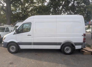 WDYPE7CC6FP149807 Camioneta de Carga 2015 2500 RWD Distancia entre Ejes de 144 Pulgadas - Product Image 3