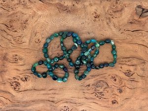 สร้อยข้อมือหินโมราสีเขียวคุณภาพสูงประดับหินอัญมณีคริสตัลเครื่องประดับแฟชั่นของขวัญสำหรับผู้ชายและผู้หญิงขายส่ง - Product Image 5