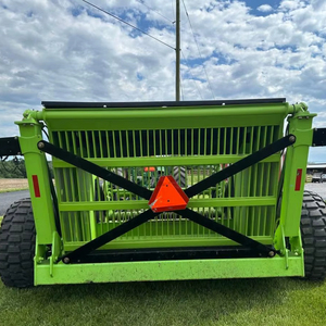 Recogedor de Piedras Ti tan 5000, 7 Rejillas, Tolva de 5 yd3, Capacidad para 27 Piedras y Potencia Hidráulica de Alta Resistencia para una Limpieza de Campo de Alta Eficiencia - Product Image 1