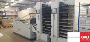 Machine à faire des livrets Horizon SPF-200A d'occasion à vendre - Postpresse Horizon d'occasion pour la création de livrets - avec 2 collateurs Vac-100 (A&C) - Product Image 1