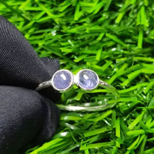 แหวนเงินแท้1.49กรัม925สวยงามพร้อมตัวเรือนชุบโรเดียมแทนซาเนตธรรมชาติสำหรับงานปาร์ตี้ - Product Image 5