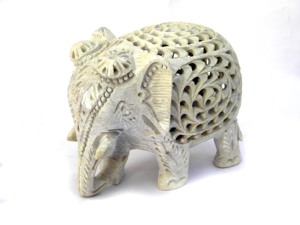 Statue d'éléphant en pierre naturelle de stéatite, sculpture artisanale, détail sous-coupé, pour la décoration du Nouvel An chinois et de Diwali - Product Image 4