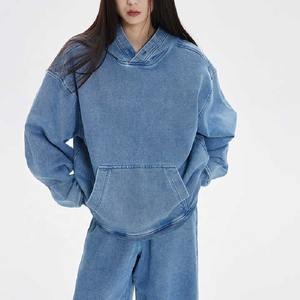Survêtement confortable délavé à l'acide avec logo personnalisé pour femmes survêtement de grande taille ensemble de sweat à capuche épais et à manches longues au design moderne - Product Image 5