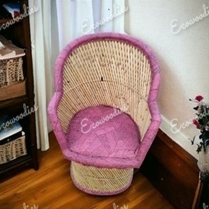 Dernière élégante chaise Sarkanda en osier naturel de bambou Design moderne fabriqué à la main pour le salon extérieur Salle à manger Hôtel - Product Image 4