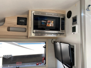 Achetez une toute nouvelle remorque de voiture NuCamp TAB 400, capacité de charge de 2001 à 3000 kg, dimensions 36x8x11 pieds, prix abordables, livraison mondiale - Product Image 2