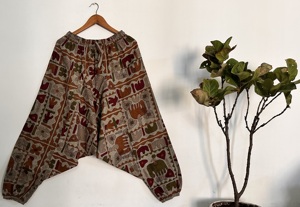 Joggers Harem Bohèmes Confortables Taille Unique pour Femme en Toile de Coton Douce et Respirante, Tenue Décontractée et Durable pour l'Hiver - Product Image 2