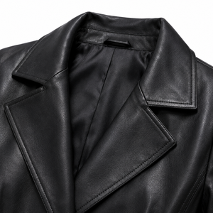 Manteau long en cuir noir pour homme avec logo brodé, ceinture à la taille, col rabattu, manches classiques - Product Image 4