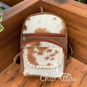 Mini Mochila de cuero de gamuza hecha a mano para el cabello occidental de las mujeres en la mochila de viaje de cuero de vaca mochila de senderismo - Product Image 1